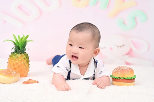 巴中两岁宝宝晚上哭